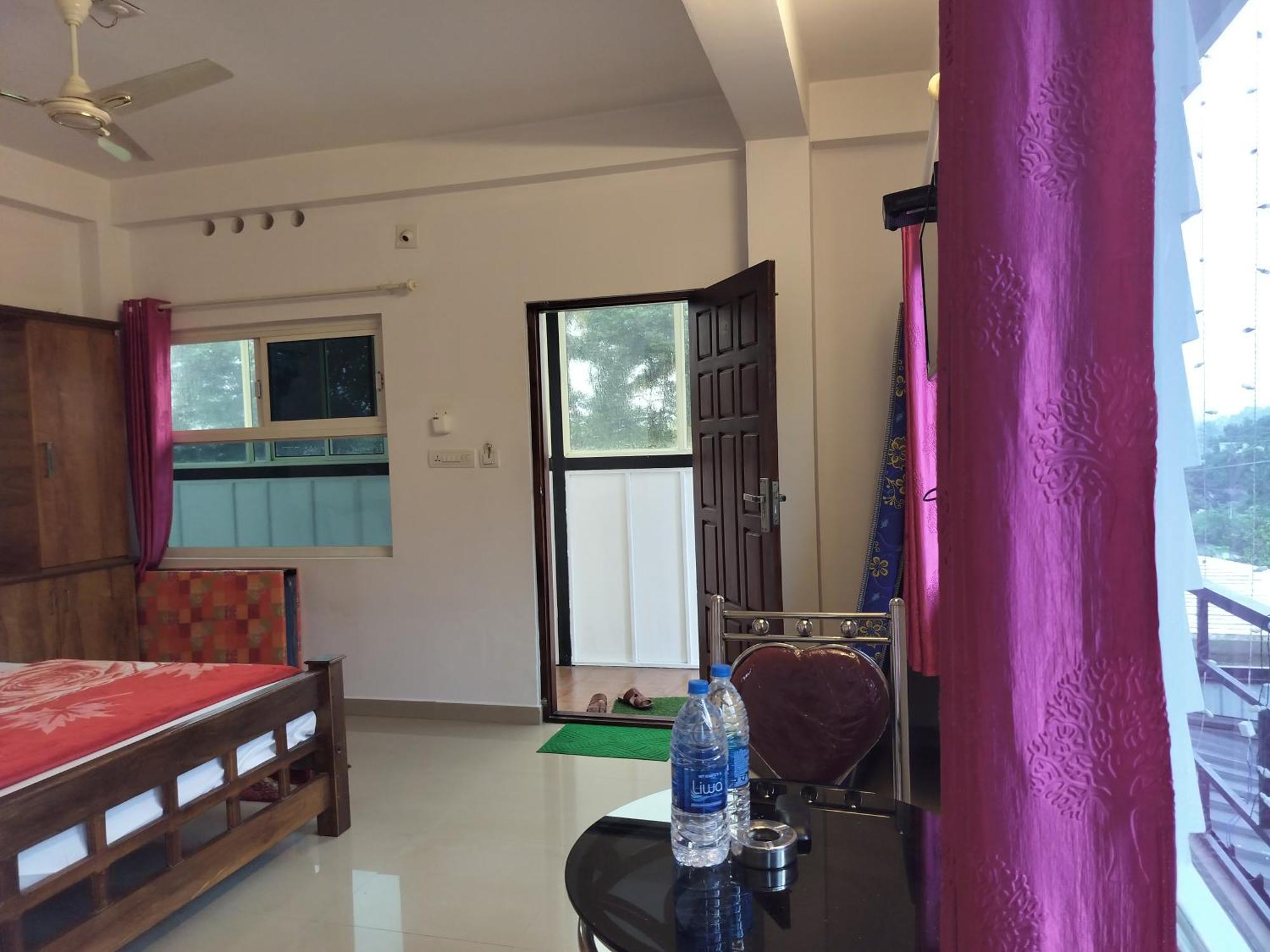 Himadri Munnar Holidays Exteriör bild