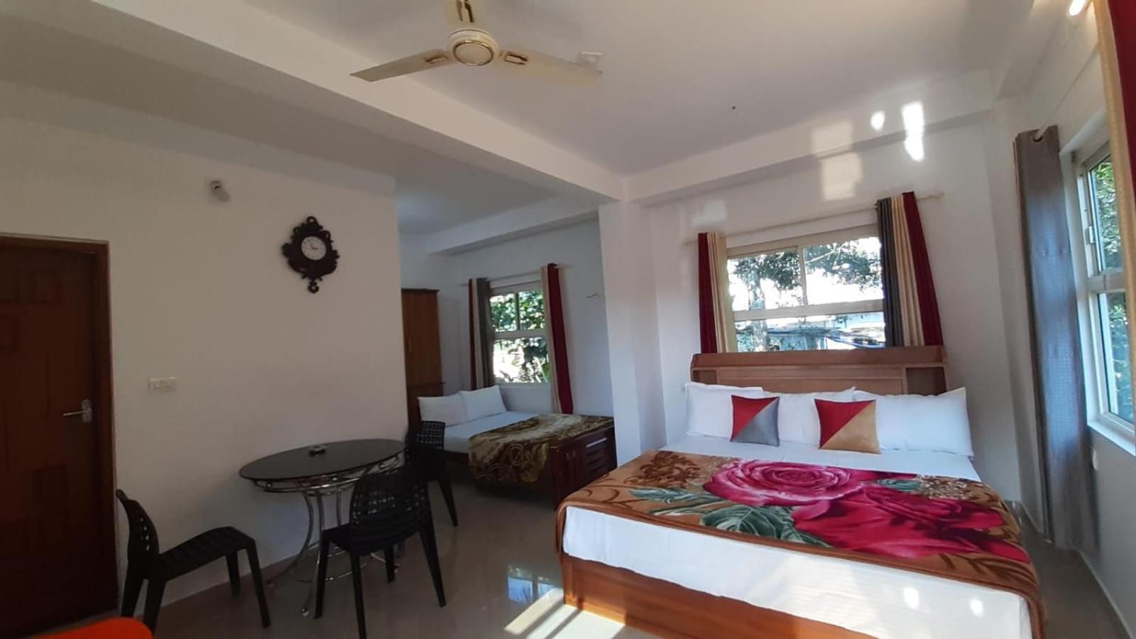 Himadri Munnar Holidays Exteriör bild