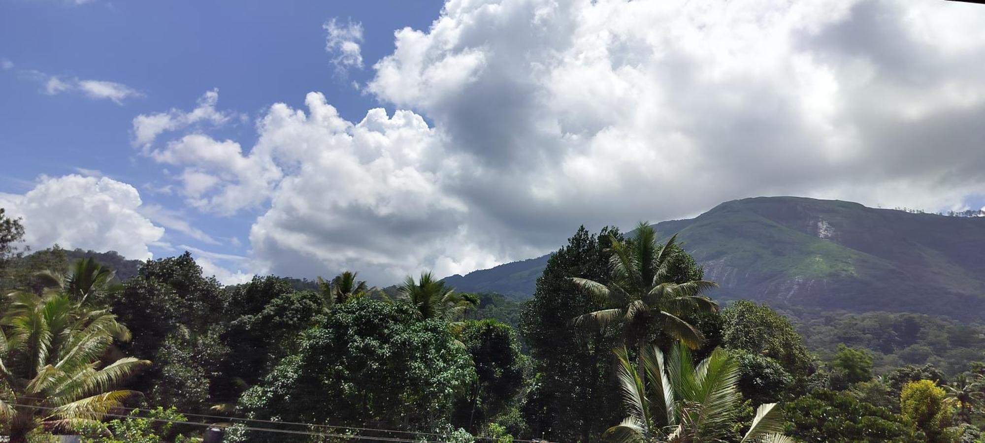 Himadri Munnar Holidays Exteriör bild