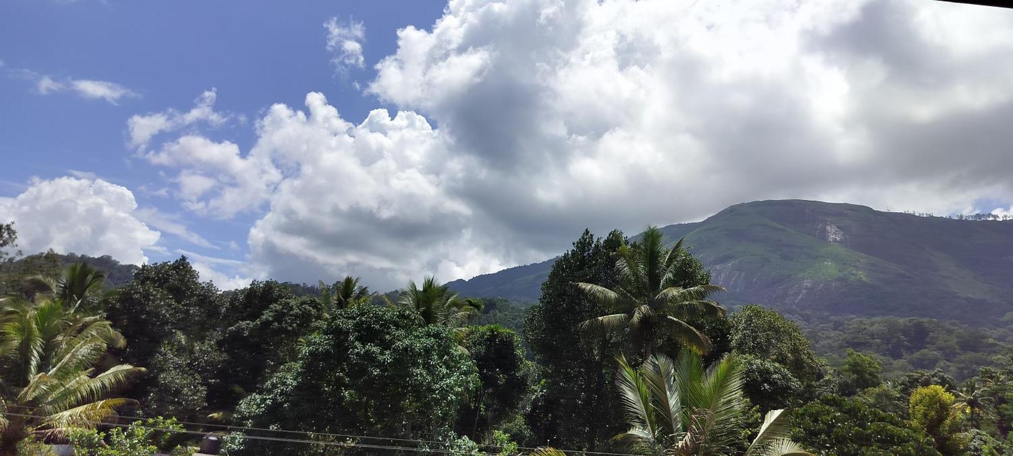 Himadri Munnar Holidays Exteriör bild